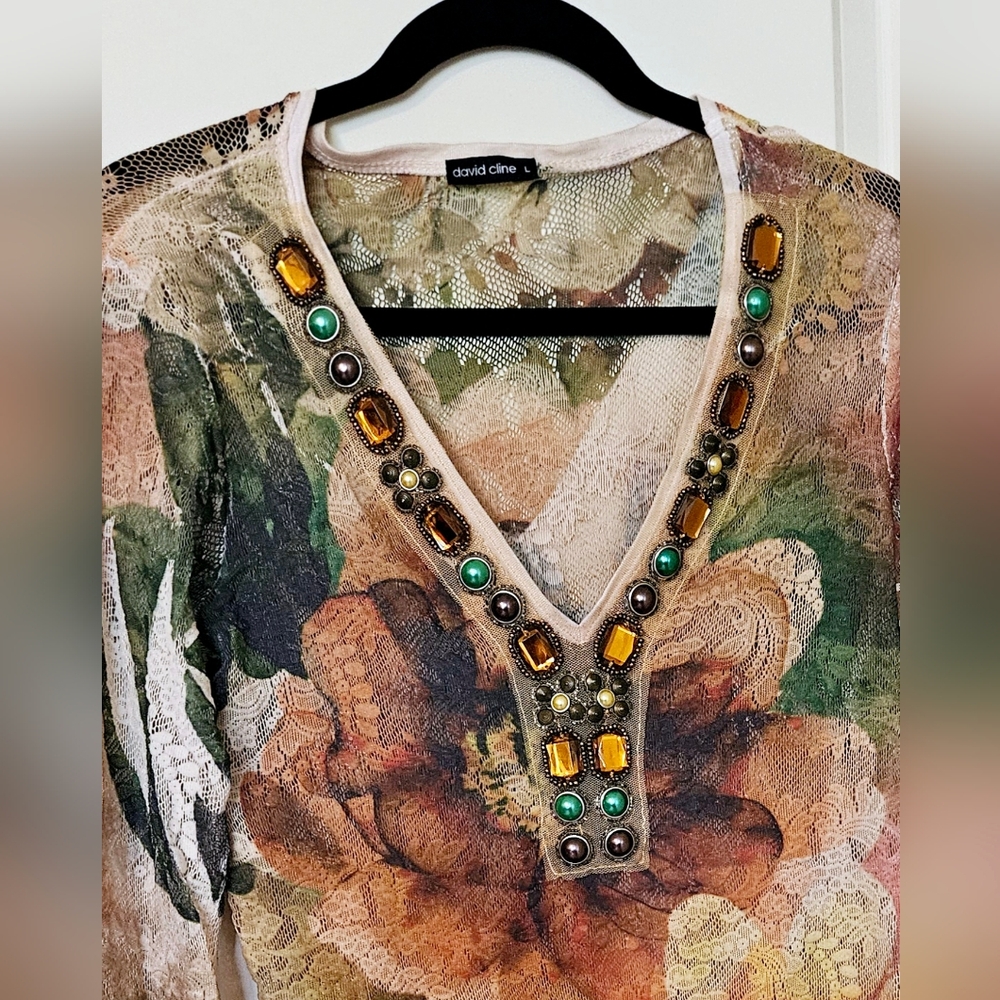 Rare floral V-neck top, size Large, semi-sheer fabric and colorful gems